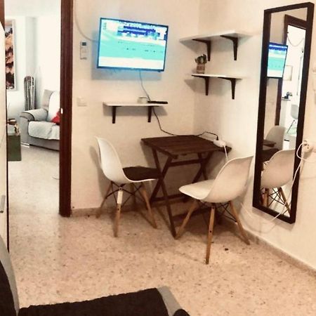 Guest House Mota Malaga Bagian luar foto