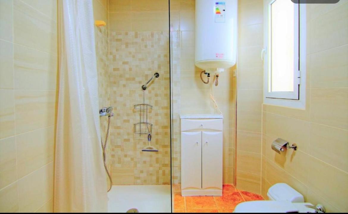 Guest House Mota Malaga Bagian luar foto