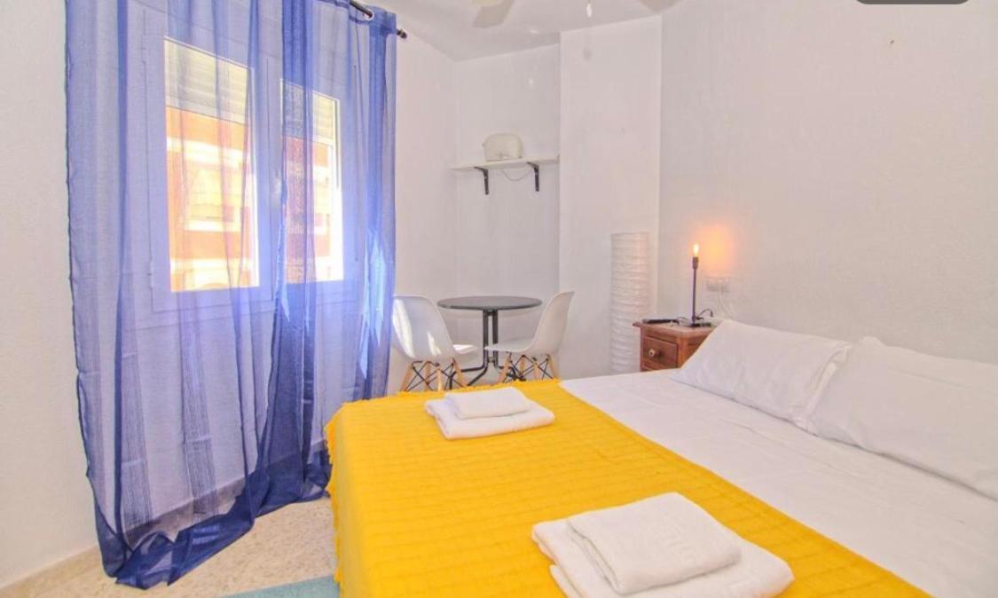 Guest House Mota Malaga Bagian luar foto