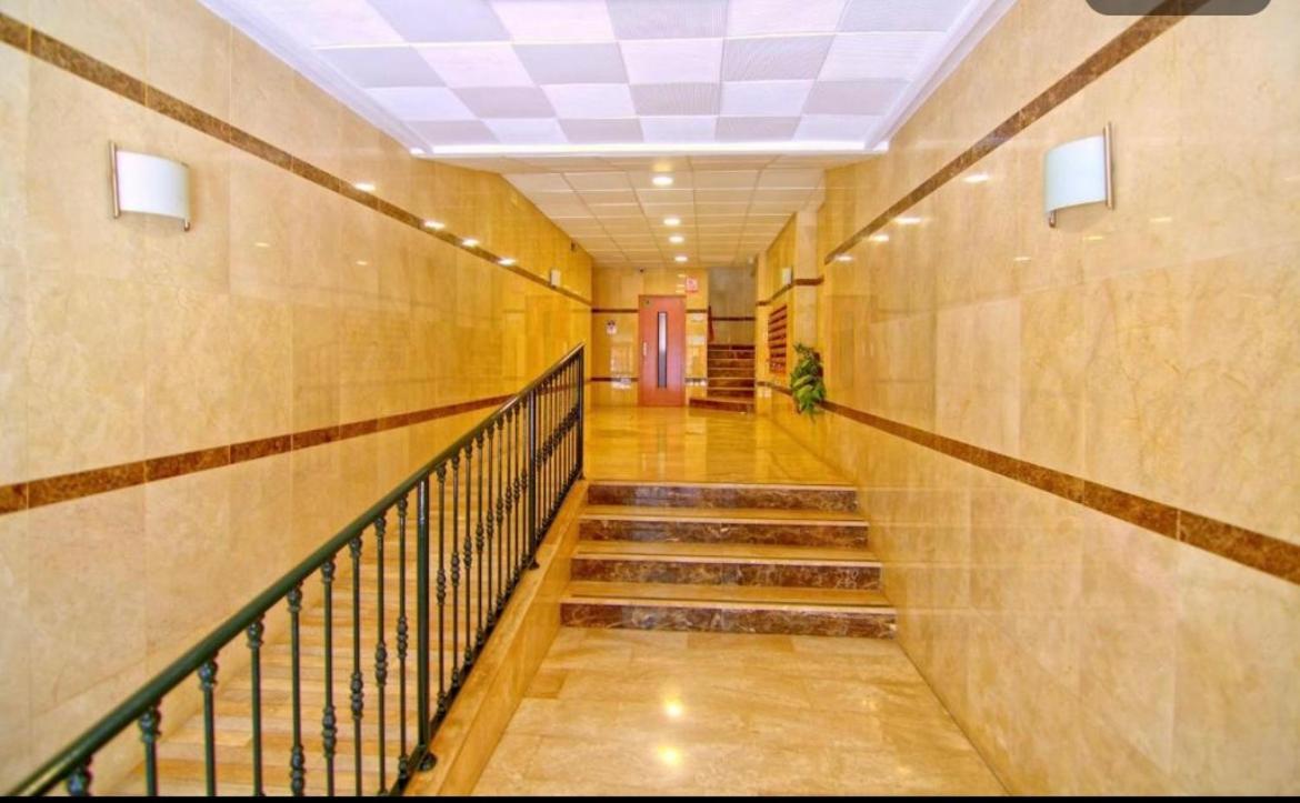 Guest House Mota Malaga Bagian luar foto