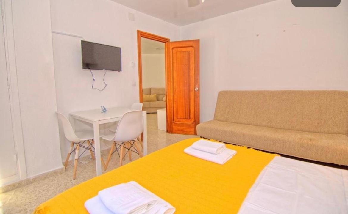 Guest House Mota Malaga Bagian luar foto